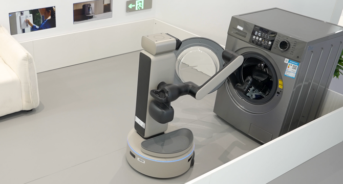 智能家居服务机器人 科沃斯八界 家庭服务管家机器人 毛团儿具身智能 机器人全场景服务 产业链布局_OpenClaw服务机器人